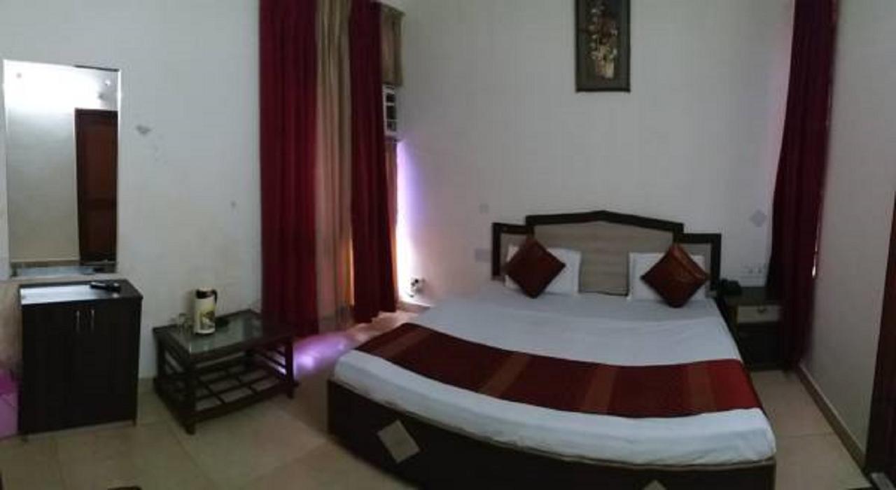 Hotel Rama Palace Катра Экстерьер фото